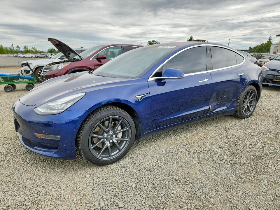 2018 Tesla Model 3 მანქანა იყიდება აუქციონზე, vin: 5YJ3E1EA5JF013125, აუქციონის ნომერი: 55026746