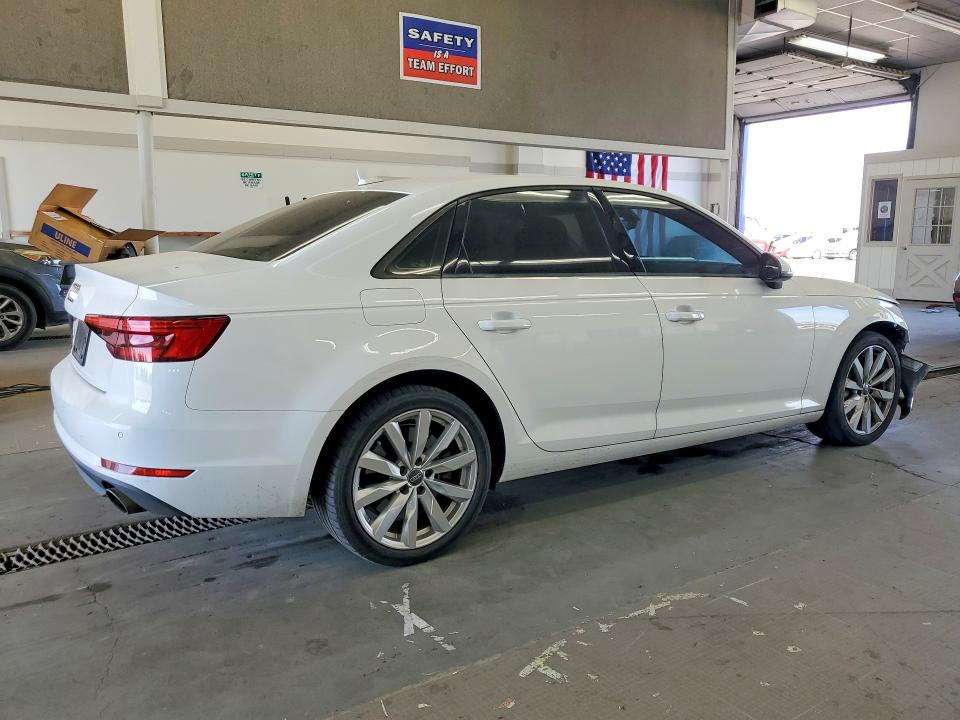 Aukcja sprzedaży 2017 Audi A4, vin: WAUGNAF4XHN001068, numer aukcji: 58443326