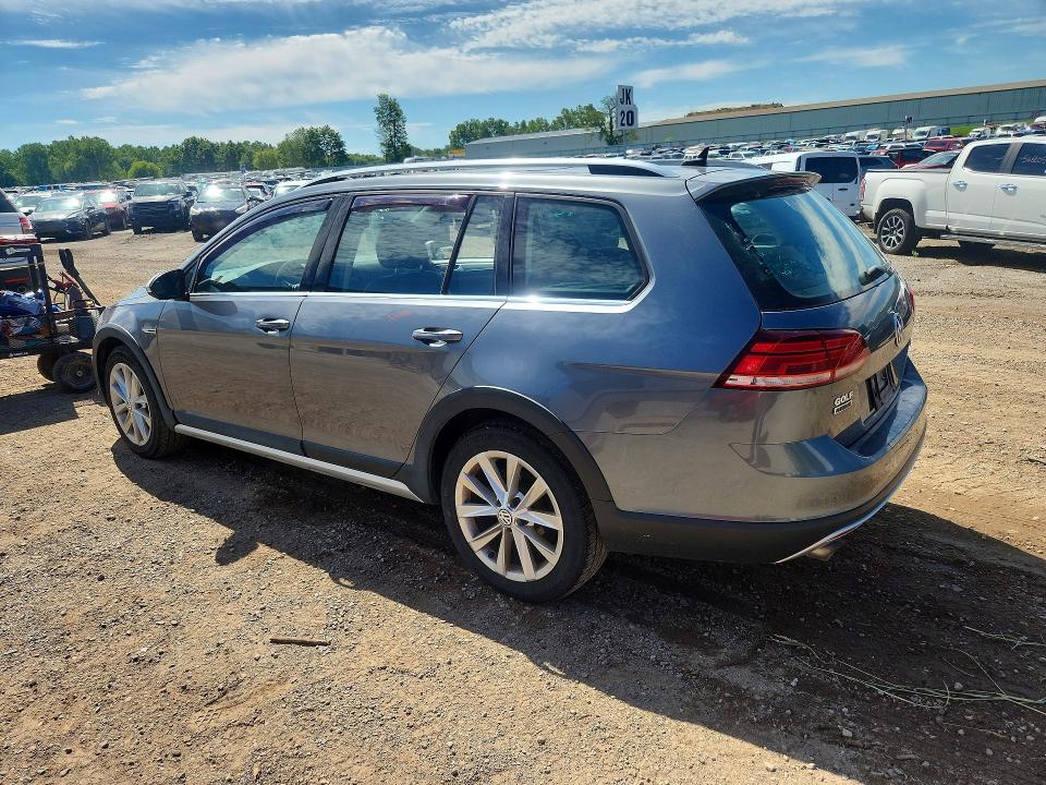 2018 Volkswagen Golf Alltrack მანქანა იყიდება აუქციონზე, vin: 3VWH17AU7JM759573, აუქციონის ნომერი: 58044046