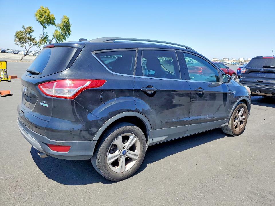 58838976 :رقم المزاد ، 1FMCU0GX7EUB01374 vin ، 2014 Ford Escape مزاد بيع