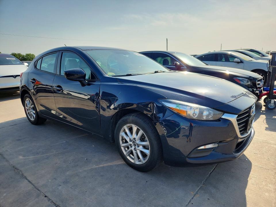 2017 Mazda 3 მანქანა იყიდება აუქციონზე, vin: 3MZBN1K7XHM100302, აუქციონის ნომერი: 58699396