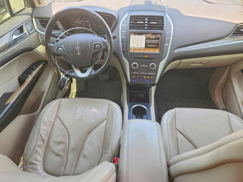 56680906 :رقم المزاد ، 5LMCJ3D92HUL21488 vin ، 2017 Lincoln Mkc مزاد بيع