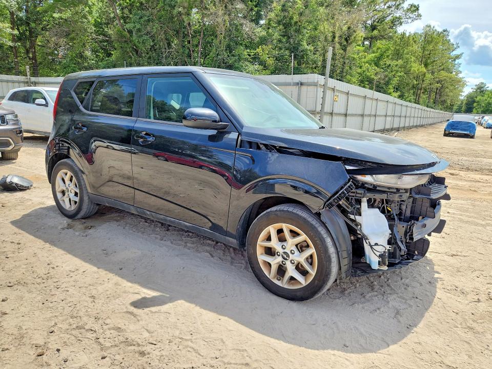 57054526 :رقم المزاد ، KNDJ23AU0N7184419 vin ، 2022 Kia Soul مزاد بيع