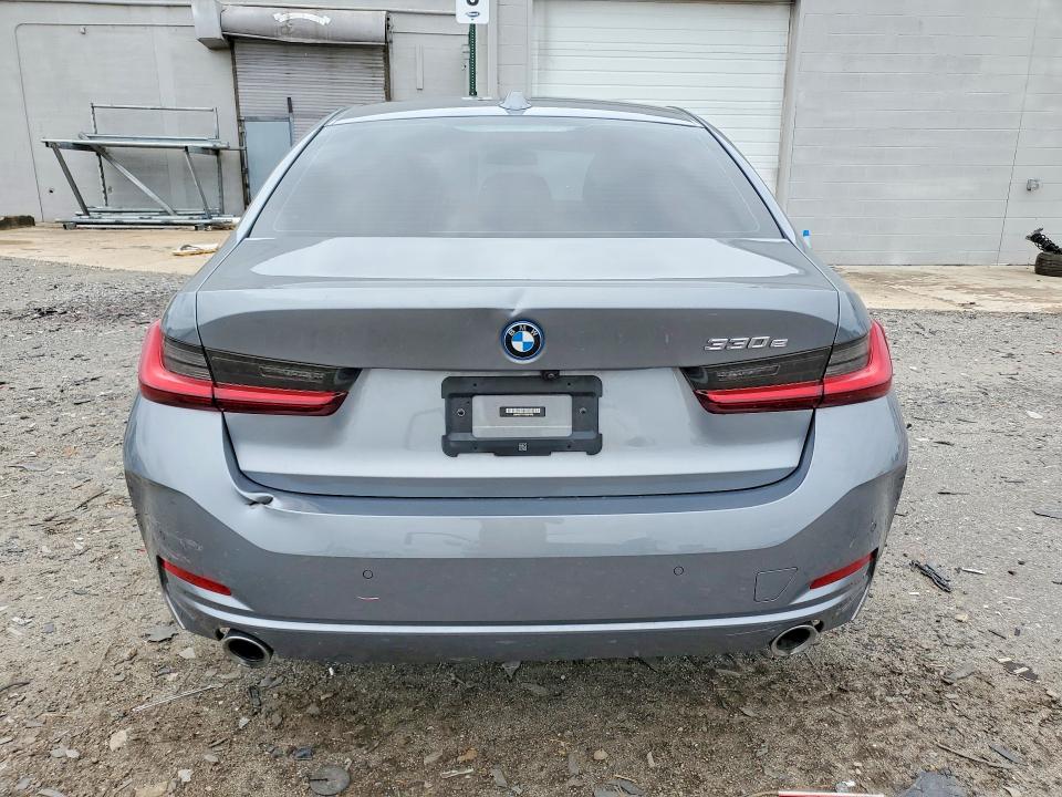 58252826 :رقم المزاد ، 3MW39FF07P8D01696 vin ، 2023 Bmw 330e مزاد بيع