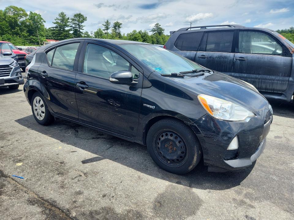 2014 Toyota Prius C მანქანა იყიდება აუქციონზე, vin: JTDKDTB3XE1072623, აუქციონის ნომერი: 58215636