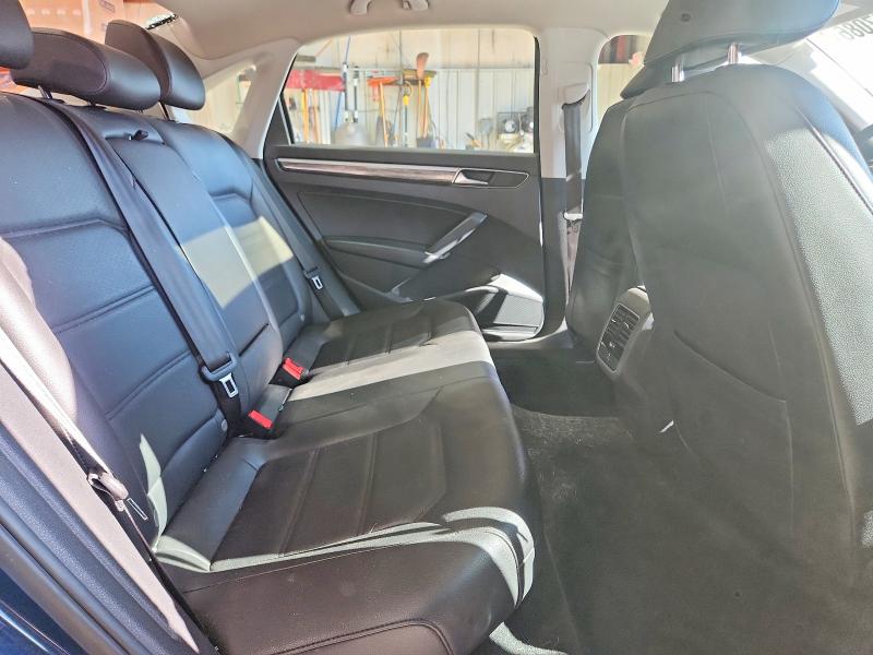 Продаж на аукціоні авто 2018 Volkswagen Passat, vin: 1VWBA7A38JC050777, номер лоту: 54897086