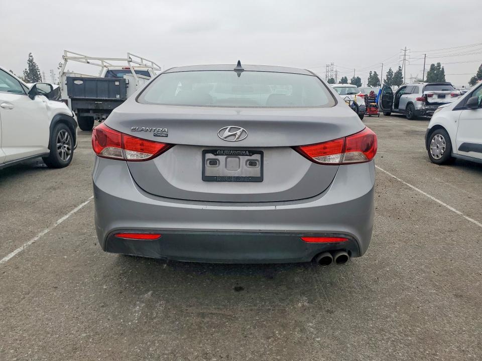 Auction sale of the 2013 Hyundai Elantra Coupe, vin: KMHDH6AE5DU003638, lot number: 57712116