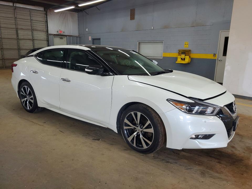 Продажа на аукционе авто 2017 Nissan Maxima, vin: 1N4AA6AP0HC385270, номер лота: 85610415