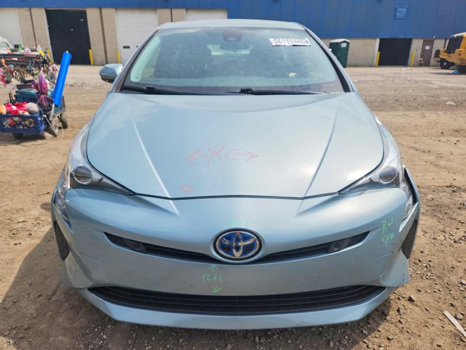56111446 :رقم المزاد ، JTDKBRFU4J3584064 vin ، 2018 Toyota Prius مزاد بيع