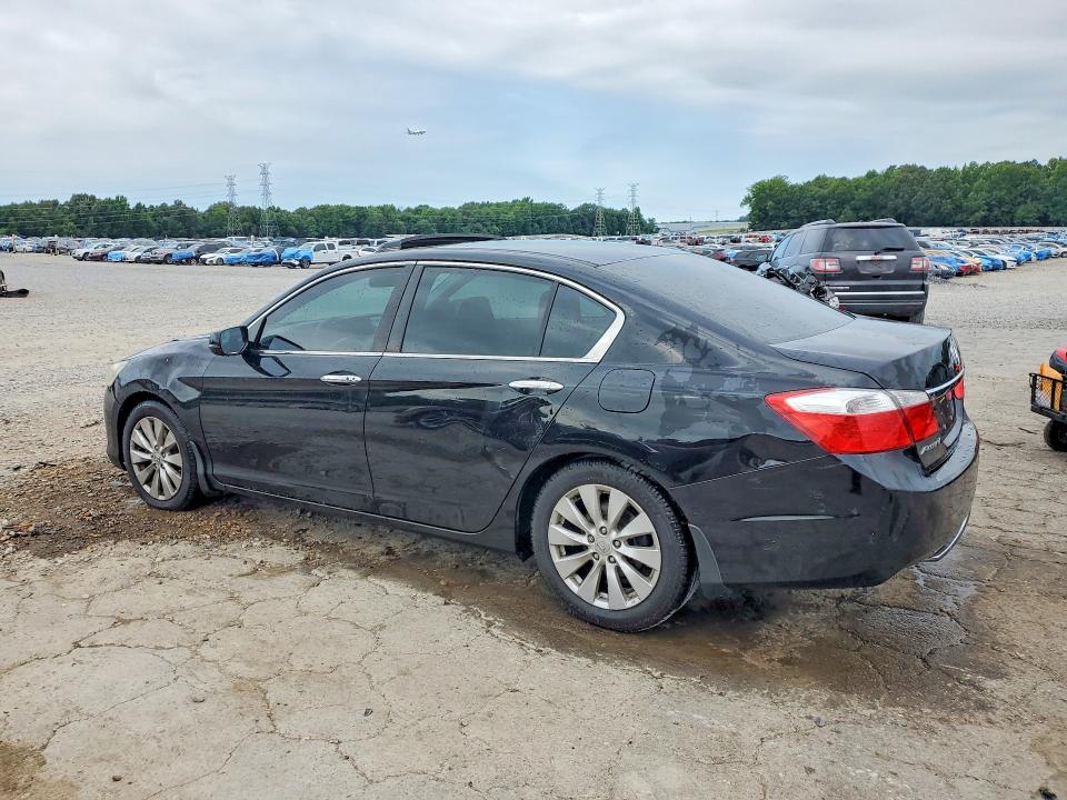 Продажа на аукционе авто 2015 Honda Accord, vin: 1HGCR2F71FA064877, номер лота: 58638006