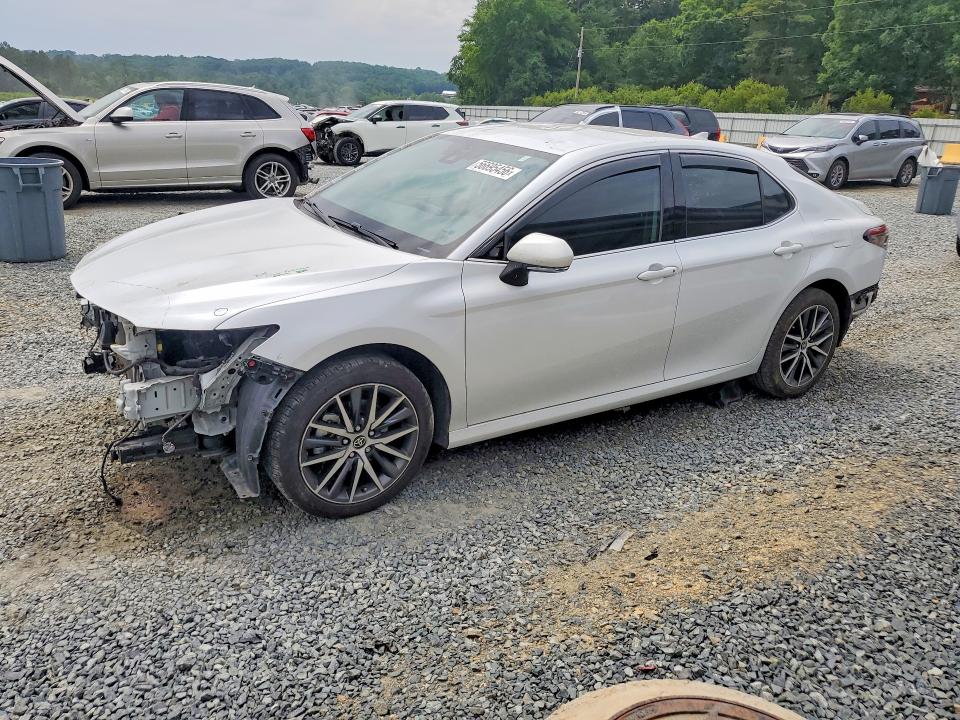 Aukcja sprzedaży 2022 Toyota Camry, vin: 4T1F31AK9NU570615, numer aukcji: 56695456