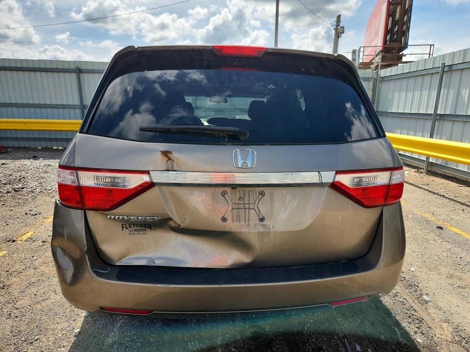 55928286 :رقم المزاد ، 5FNRL5H69BB096932 vin ، 2011 Honda Odyssey مزاد بيع
