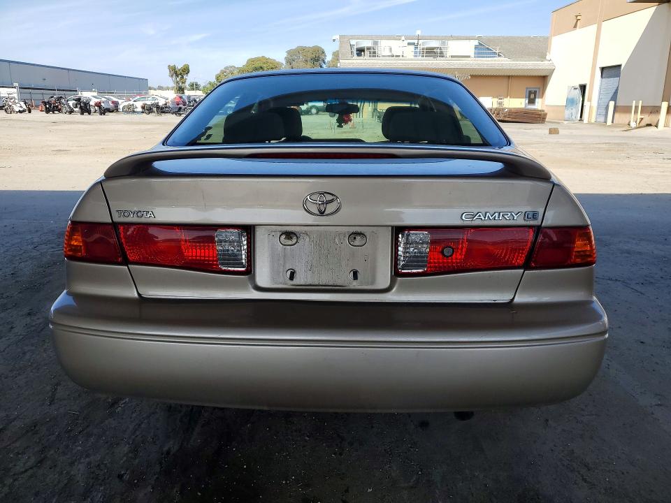 Auction sale of the 2001 Toyota Camry, vin: JT2BG22K510554627, lot number: 55653836