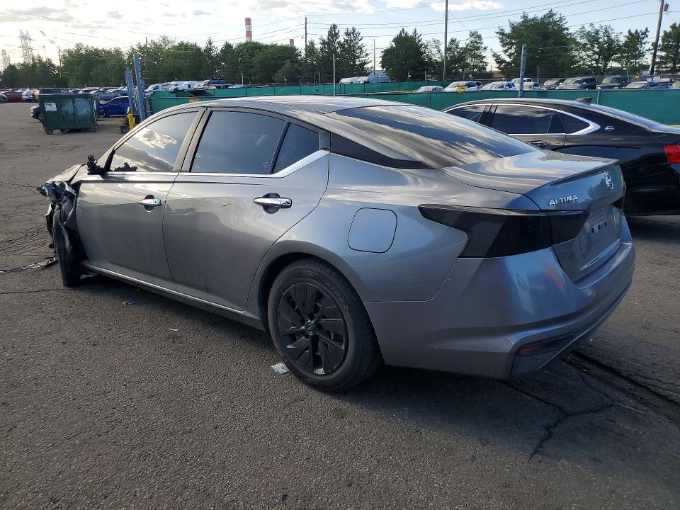 56995856 :رقم المزاد ، 1N4BL4BV1NN316393 vin ، 2022 Nissan Altima مزاد بيع