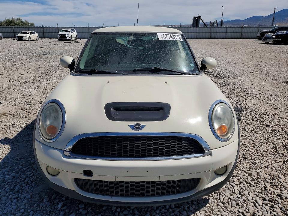 Продажа на аукционе авто 2009 Mini Cooper, vin: WMWMF735X9TW85956, номер лота: 57743176