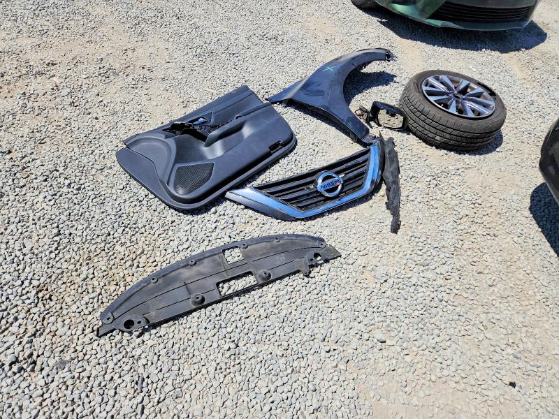 2017 Nissan Altima მანქანა იყიდება აუქციონზე, vin: 1N4AL3AP7HC187567, აუქციონის ნომერი: 58218396