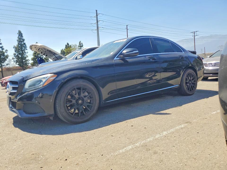 58424286 :رقم المزاد ، 55SWF4JB4FU072716 vin ، 2015 Mercedes-benz C مزاد بيع
