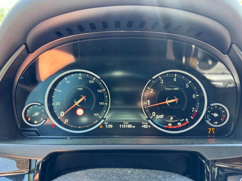 56607996 :رقم المزاد ، 5UXKR6C56J0U15090 vin ، 2018 Bmw X5 مزاد بيع