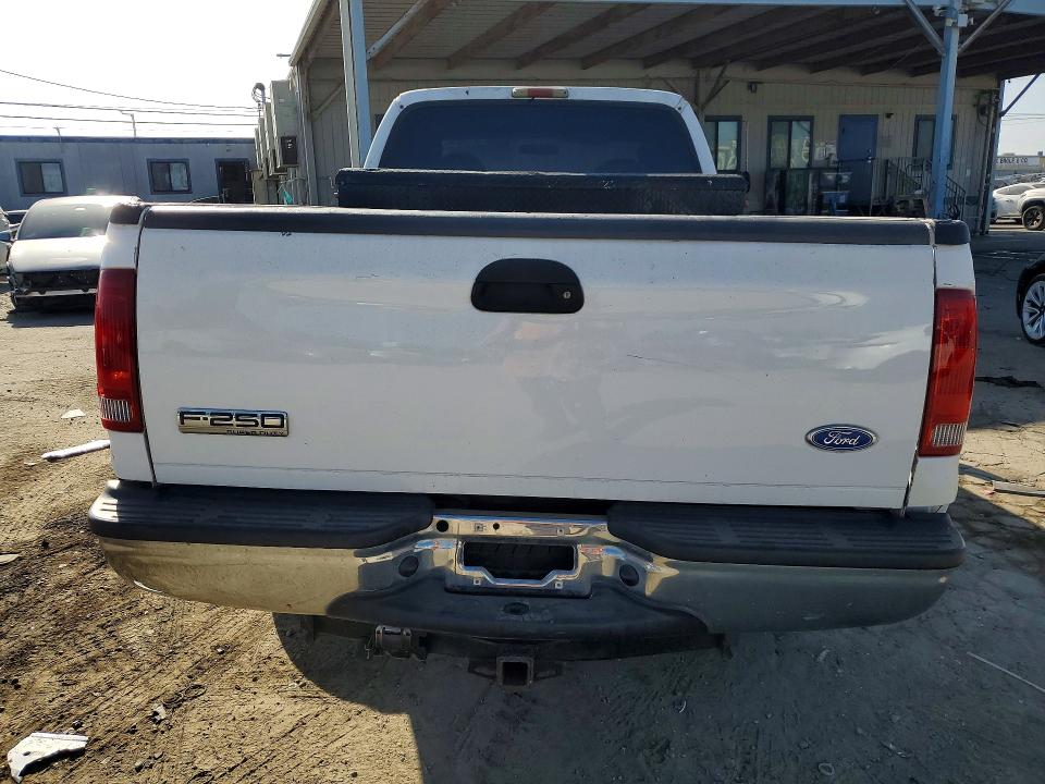 2005 Ford F250 მანქანა იყიდება აუქციონზე, vin: 1FTSX20515EC09222, აუქციონის ნომერი: 56185936