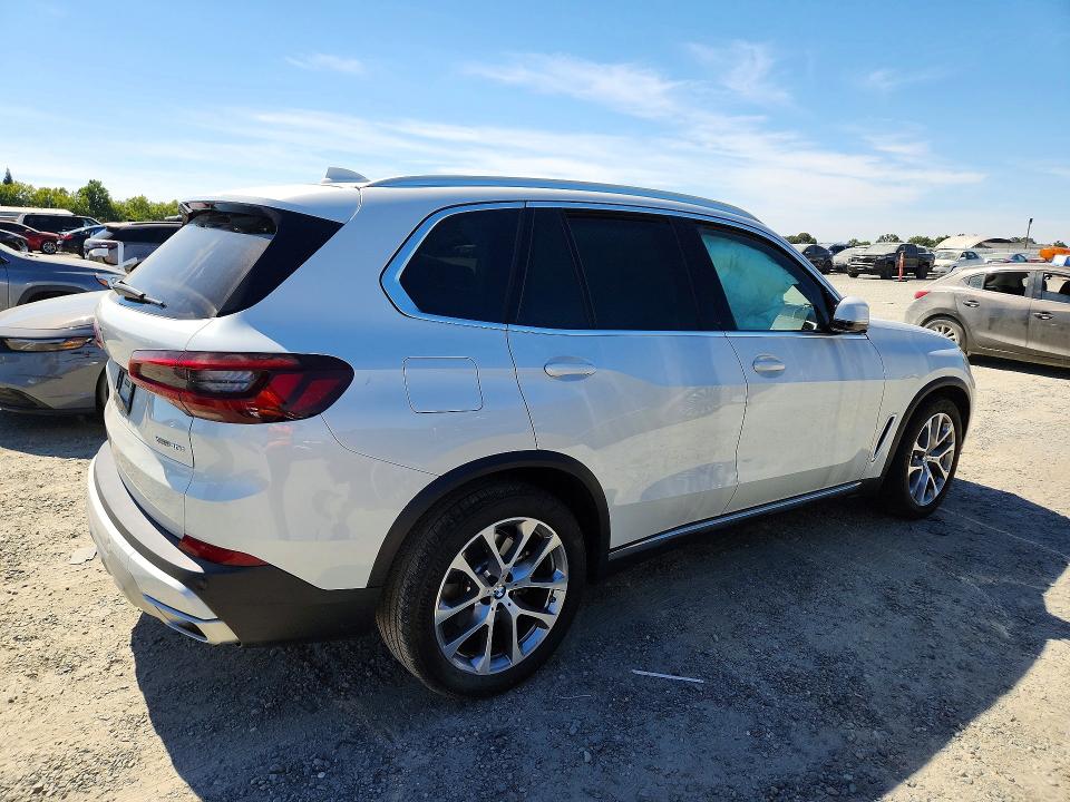58647246 :رقم المزاد ، 5UXCR6C0XP9R80794 vin ، 2023 Bmw X5 مزاد بيع