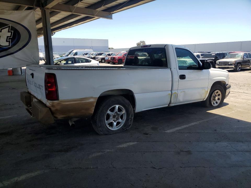Продажа на аукционе авто 2005 Chevrolet Silverado, vin: 1GCEC14VX5Z146465, номер лота: 58120736