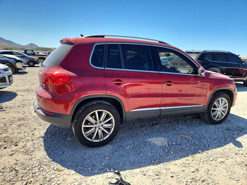 2014 Volkswagen Tiguan მანქანა იყიდება აუქციონზე, vin: WVGBV3AXXEW121609, აუქციონის ნომერი: 56706656