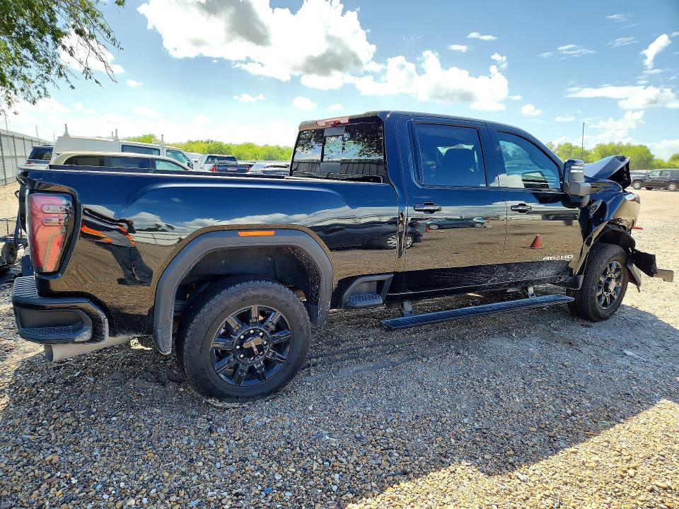 56700096 :رقم المزاد ، 1GT4UPEY5TF106118 vin ، 2026 Gmc Sierra مزاد بيع