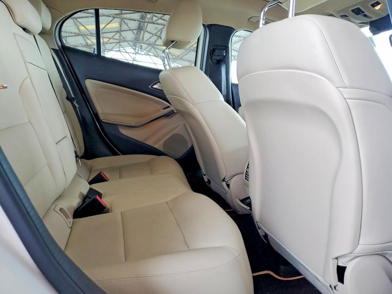 58021936 :رقم المزاد ، WDCTG4EB6JJ513219 vin ، 2018 Mercedes-benz Gla مزاد بيع