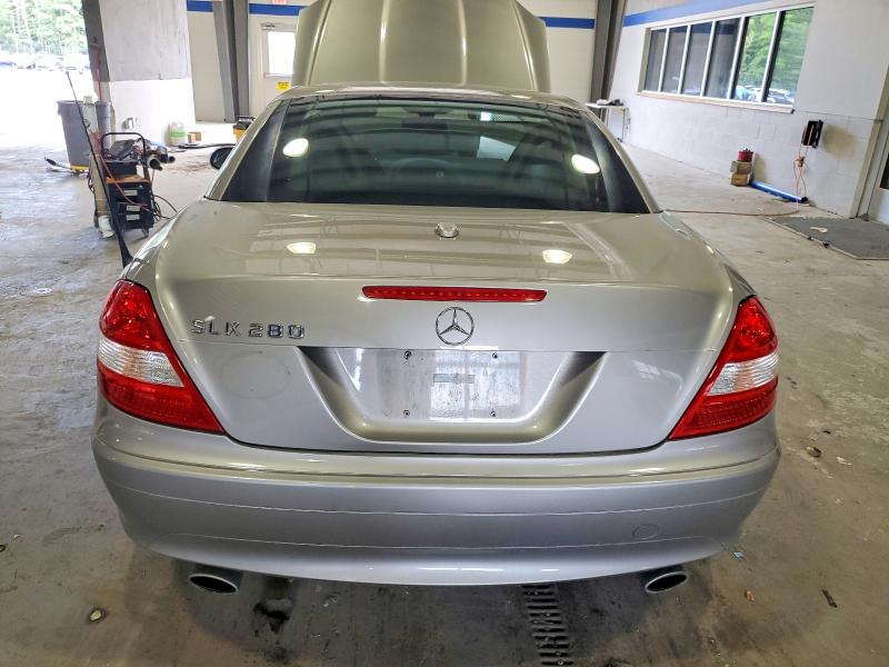 Aukcja sprzedaży 2006 Mercedes-benz Slk, vin: WDBWK54F86F118687, numer aukcji: 55873096