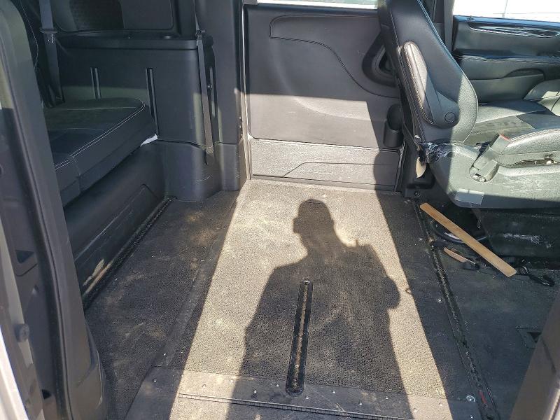 Продаж на аукціоні авто 2016 Dodge Grand Caravan, vin: 2C4RDGCG5GR314675, номер лоту: 55822366