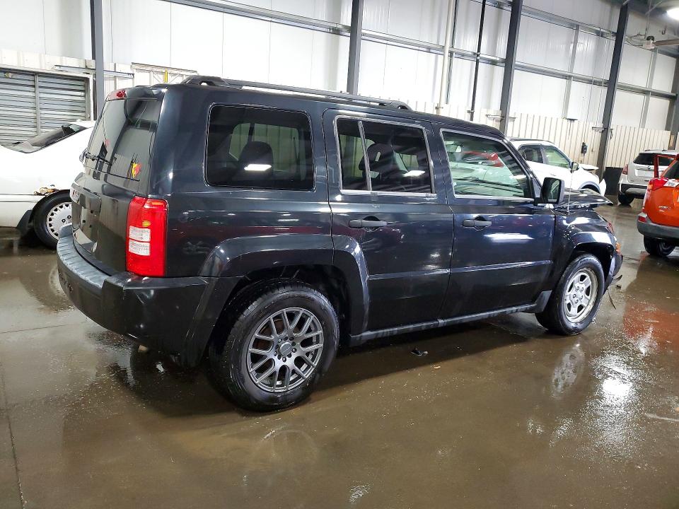 56833406 :رقم المزاد ، 1J8FT28W38D777131 vin ، 2008 Jeep Patriot مزاد بيع