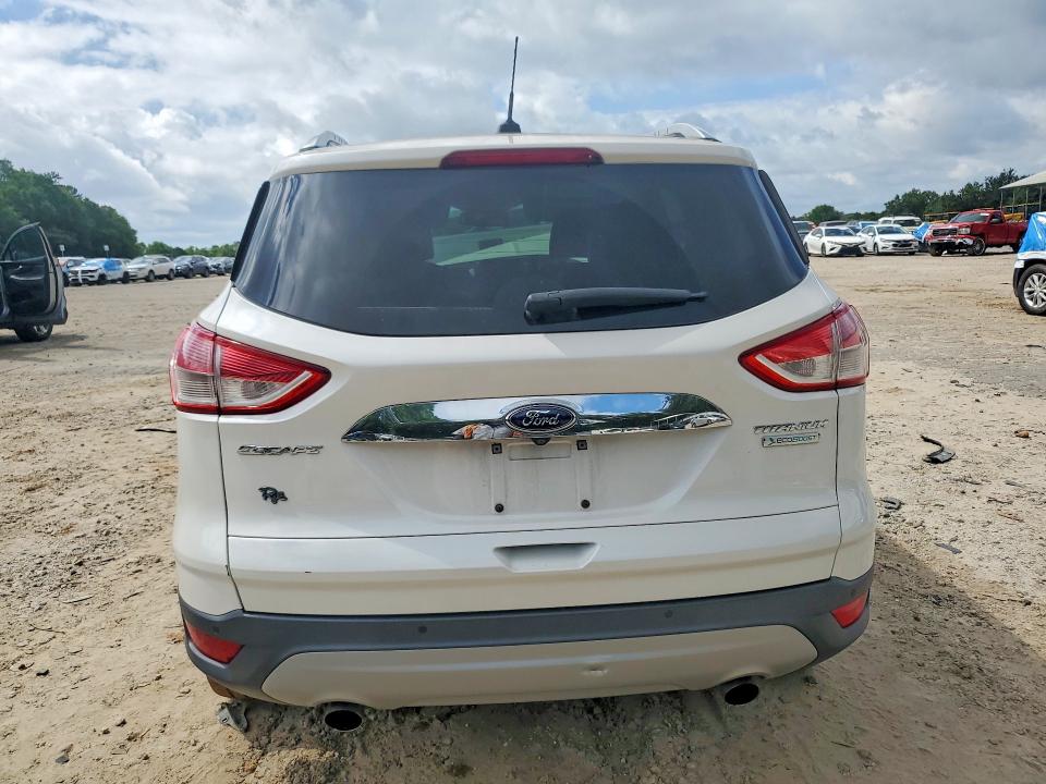 Продажа на аукционе авто 2016 Ford Escape, vin: 1FMCU0J92GUB45747, номер лота: 57608326