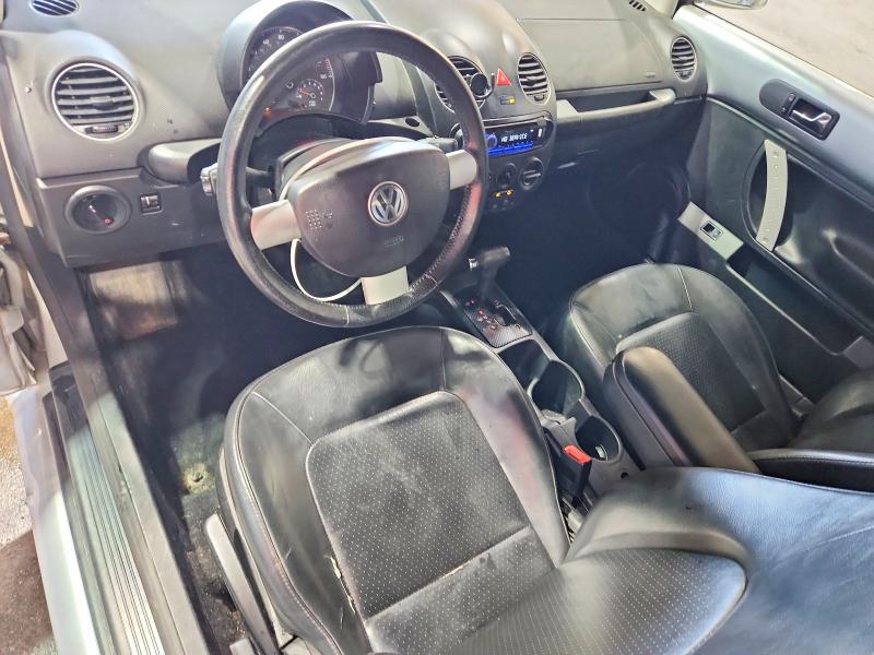 56162476 :رقم المزاد ، 3VWRF31Y77M412299 vin ، 2007 Volkswagen New Beetle مزاد بيع