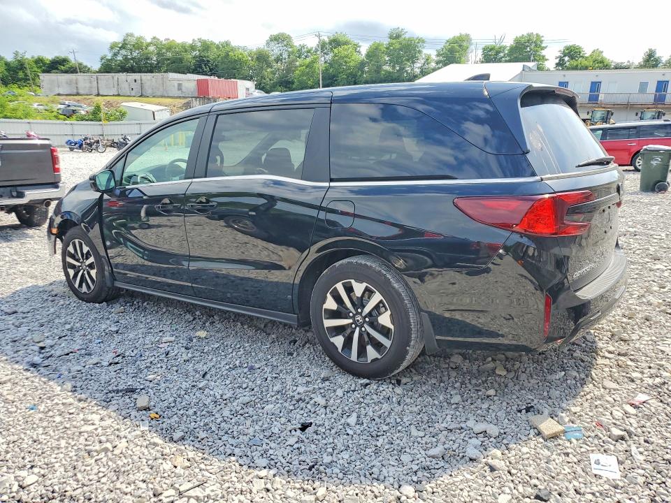 58913926 :رقم المزاد ، 5FNRL6H62SB088399 vin ، 2025 Honda Odyssey مزاد بيع