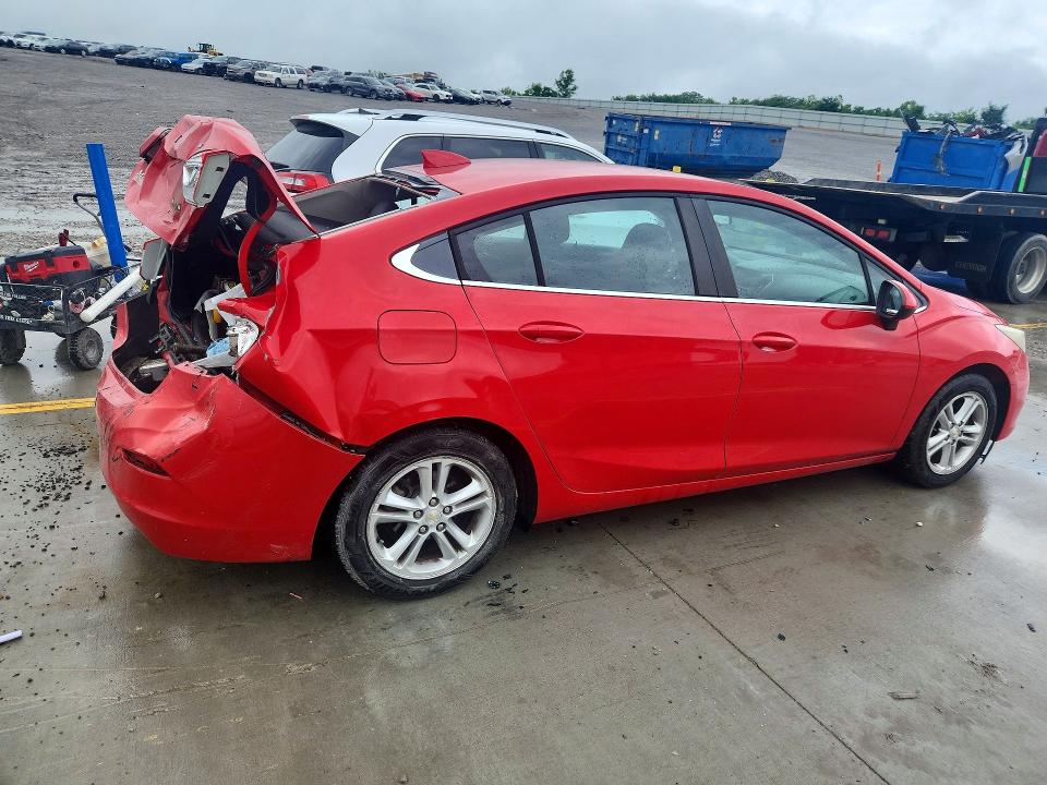 56505666 :رقم المزاد ، 1G1BE5SM2H7109661 vin ، 2017 Chevrolet Cruze مزاد بيع