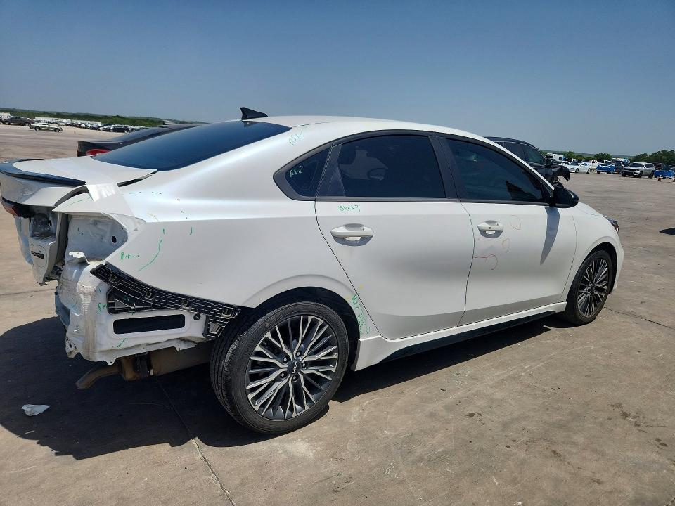 73559485 :رقم المزاد ، 3KPF54AD3PE662290 vin ، 2023 Kia Forte مزاد بيع
