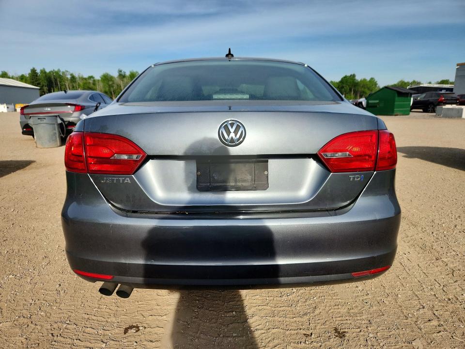 56084056 :رقم المزاد ، 3VWLL7AJ4DM352227 vin ، 2013 Volkswagen Jetta مزاد بيع