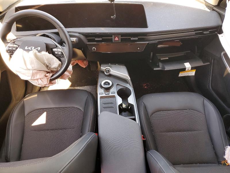 2024 Kia Ev6 მანქანა იყიდება აუქციონზე, vin: KNDC34LAXR5204143, აუქციონის ნომერი: 56343566