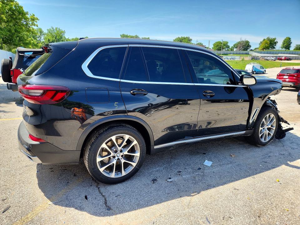 55934186 :رقم المزاد ، 5UXCR6C05N9L23561 vin ، 2022 Bmw X5 مزاد بيع