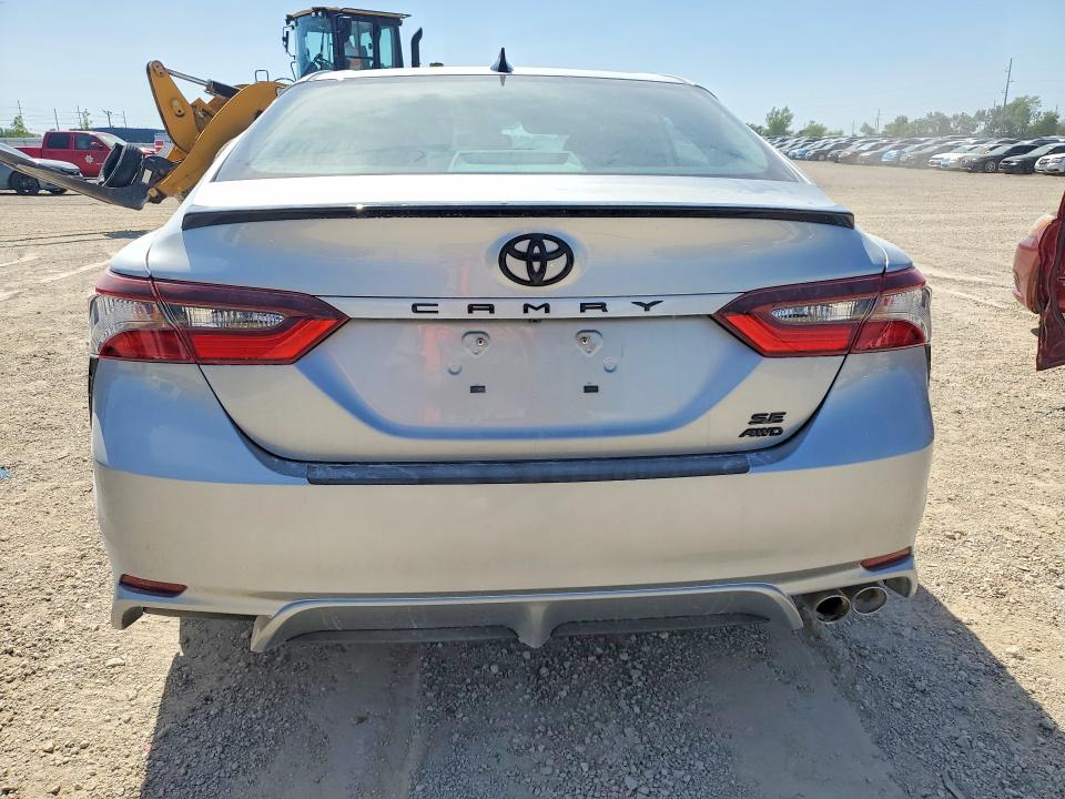 Продаж на аукціоні авто 2021 Toyota Camry, vin: 4T1G11BK2MU046357, номер лоту: 54723626