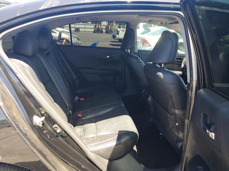 Продажа на аукционе авто 2017 Honda Accord, vin: 1HGCR2F85HA008968, номер лота: 55725846