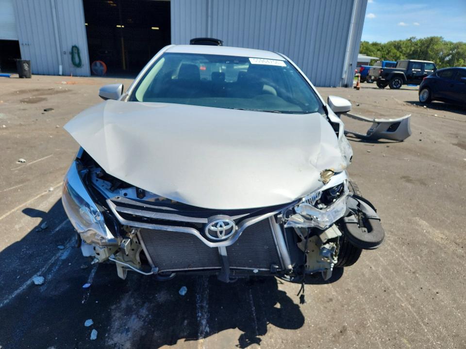 55964756 :رقم المزاد ، 5YFBURHE2GP500016 vin ، 2016 Toyota Corolla مزاد بيع