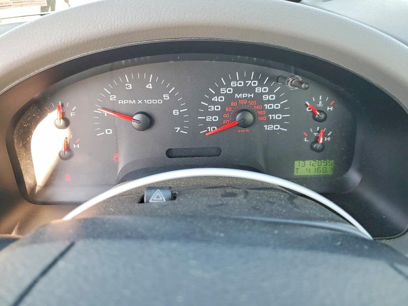 55582996 :رقم المزاد ، 1FTRF12247NA44171 vin ، 2007 Ford F150 مزاد بيع