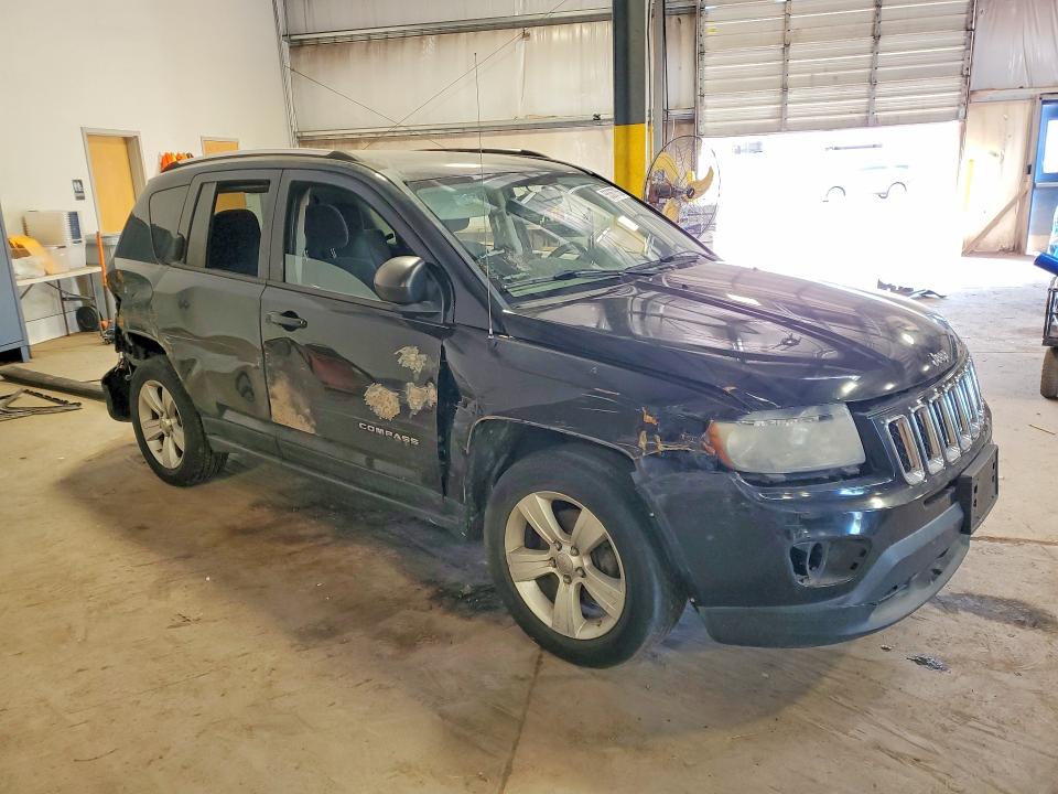 55367356 :رقم المزاد ، 1C4NJDBB8CD577168 vin ، 2012 Jeep Compass مزاد بيع