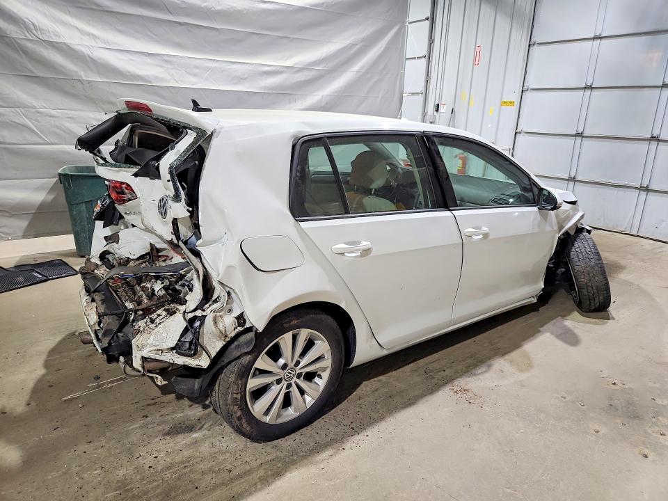 2017 Volkswagen Golf მანქანა იყიდება აუქციონზე, vin: 3VW117AU9HM062790, აუქციონის ნომერი: 56413686