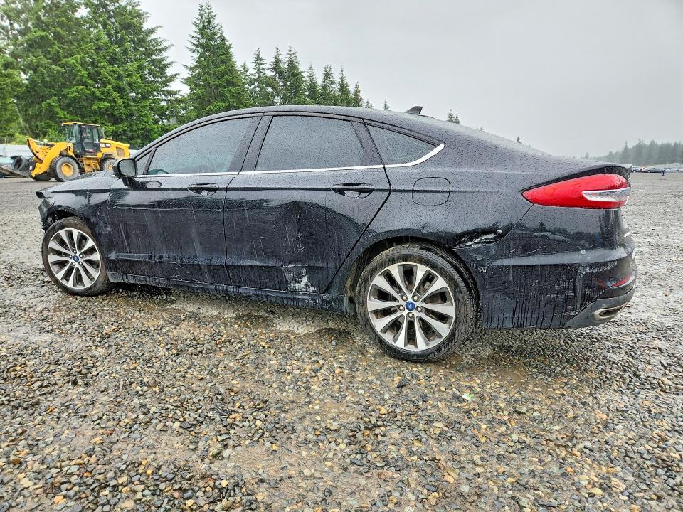 56674116 :رقم المزاد ، 3FA6P0T98KR236582 vin ، 2019 Ford Fusion مزاد بيع