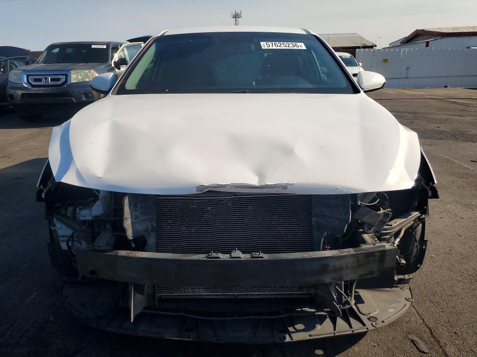 2018 Hyundai Elantra Gt მანქანა იყიდება აუქციონზე, vin: KMHH35LE8JU031663, აუქციონის ნომერი: 57625236