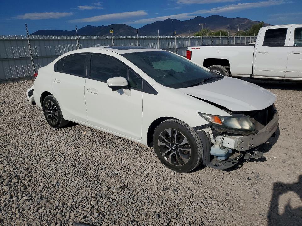 Продажа на аукционе авто 2015 Honda Civic, vin: 2HGFB2F81FH514717, номер лота: 58442156