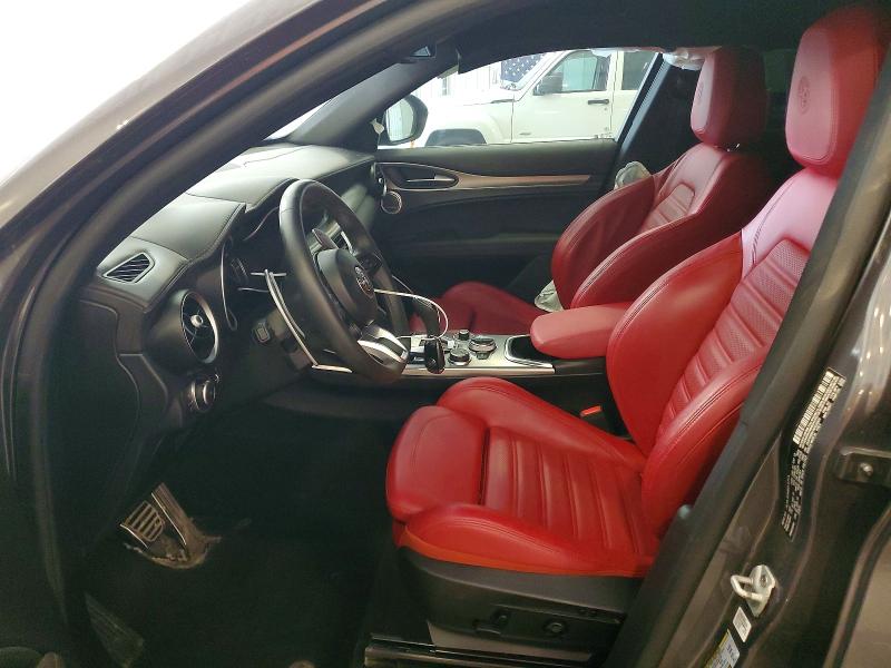 57686316 :رقم المزاد ، ZASPAKBN1N7D29635 vin ، 2022 Alfa Romeo Stelvio مزاد بيع