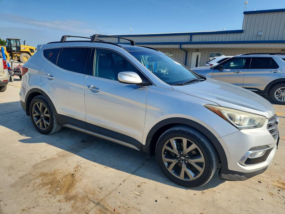 Продажа на аукционе авто 2018 Hyundai Santa Fe Sport, vin: 5XYZWDLA7JG548879, номер лота: 58918026